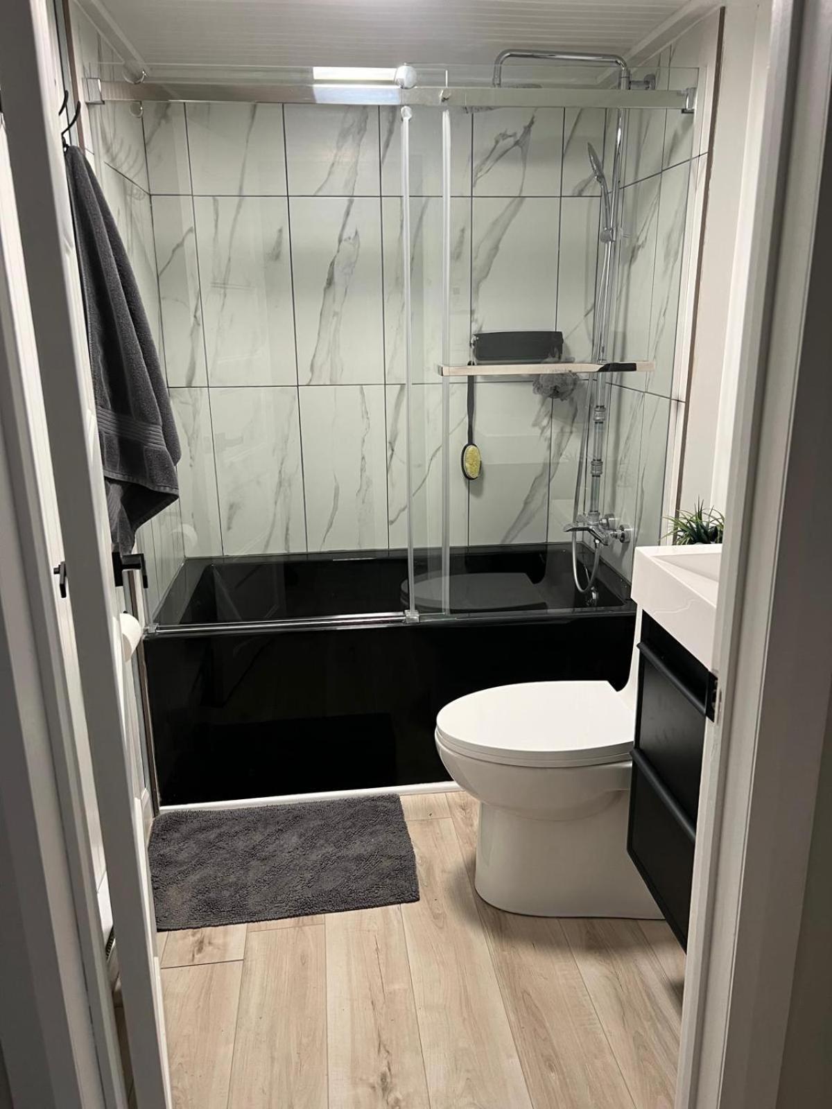 Cozy Chalet Near The Beach Shediac Extérieur photo